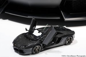 Модель Lamborghini Aventador стоит в 13 дороже оригинала