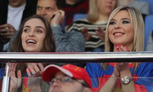 Певица Пелагея вышла замуж за российского хоккеиста