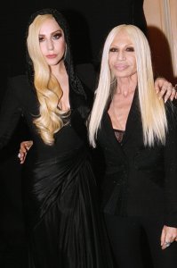 Леди Гага стала лицом рекламной акции от Versace
