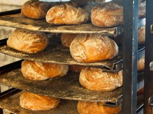 В Испании стали печь «золотой хлеб» стоимостью ?150