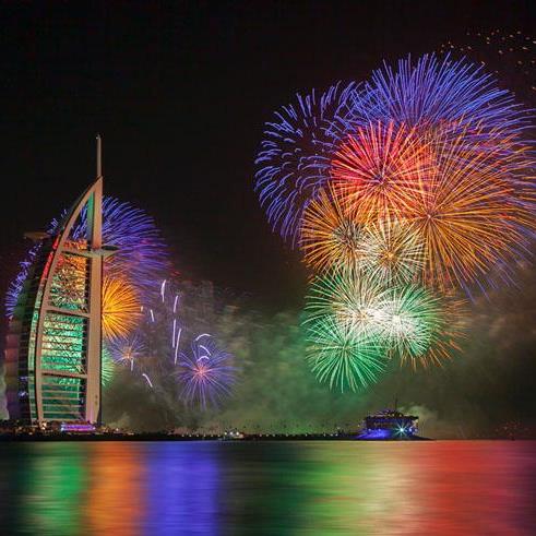Дубайский фейерверк признан самым роскошным в мире