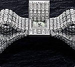 Созданы элегантные биллиантовые часы в форме бантика