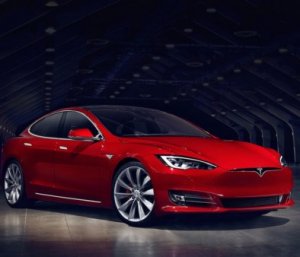 Автомобиль Model S упрощенной версии был представлен компанией Тесла